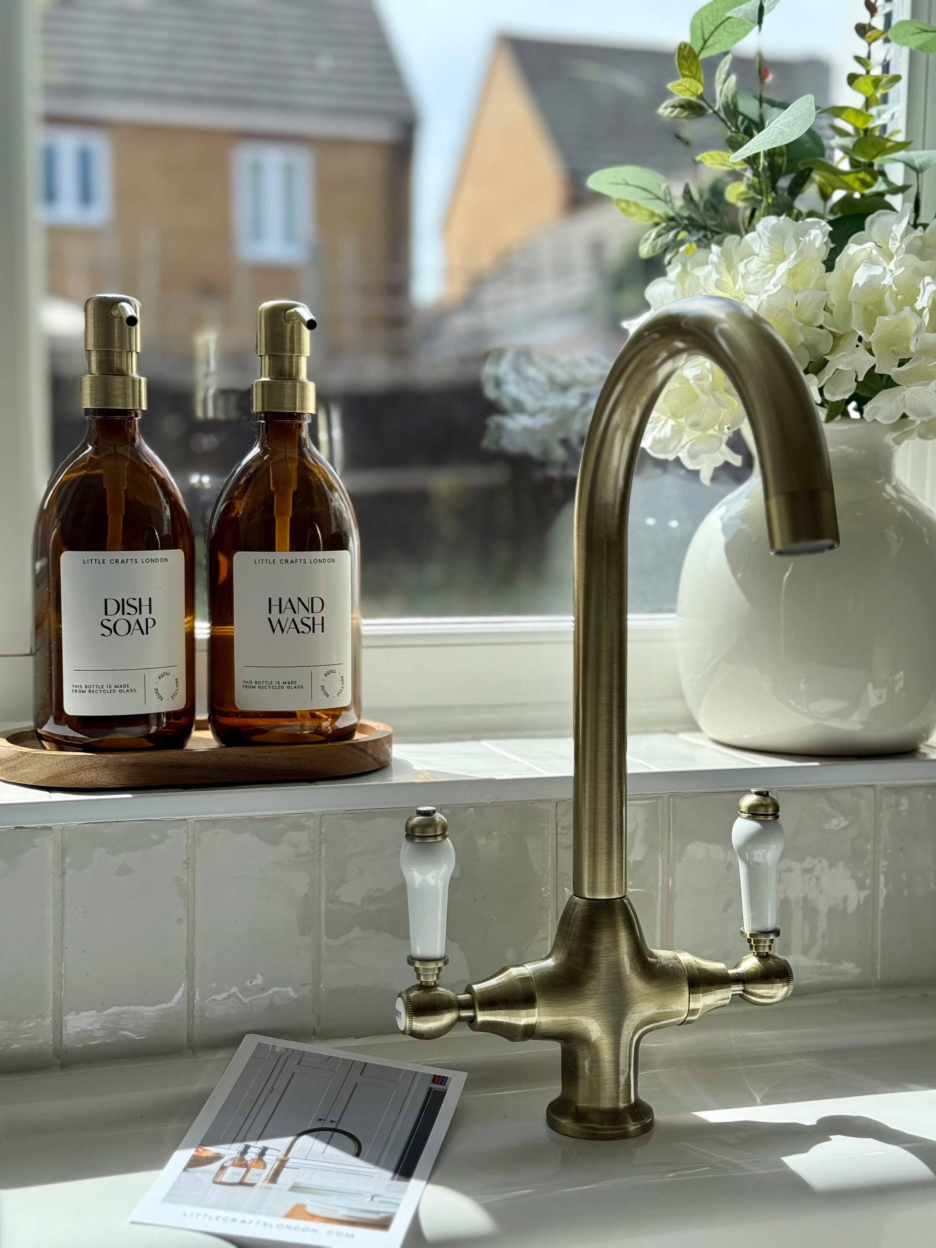 Set of 2 Amber Glass Bottle 500 ML with Stainless Steel Pump & Small Tray - Little Crafts London