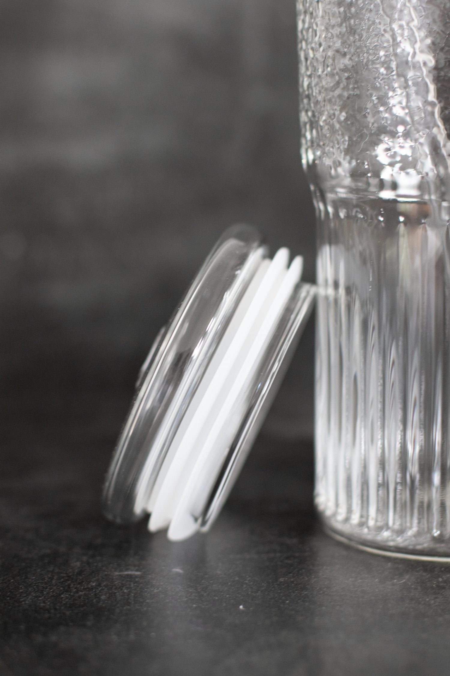 Ribbed Glass Tumbler with lid and straw 500 ML - Little Crafts London