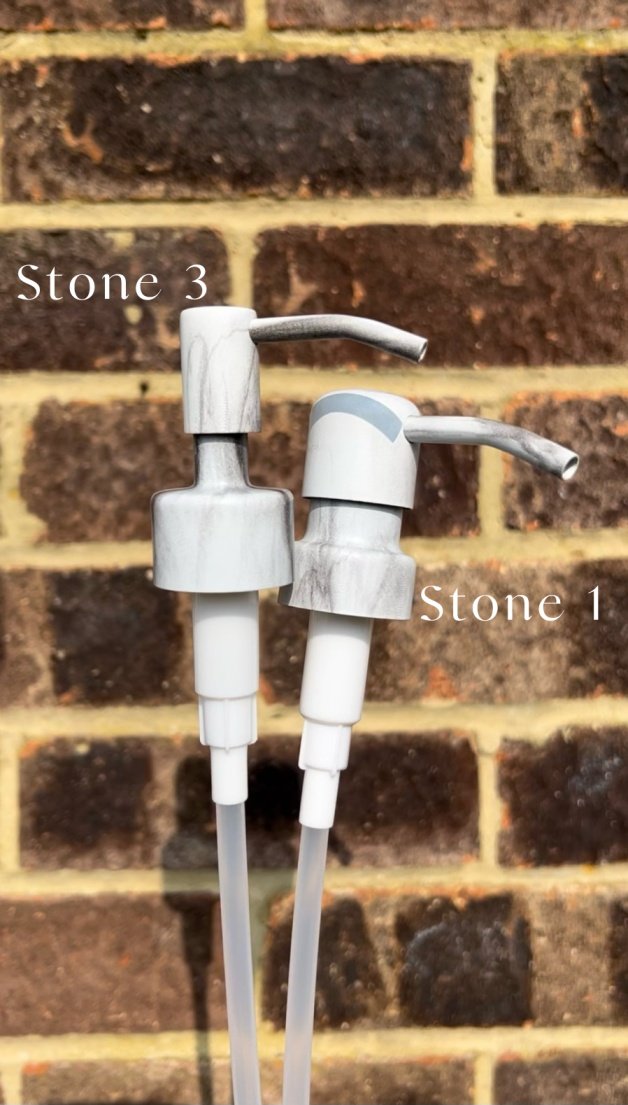 (Limited Availability) Set of 3 Reusable Amber Glass Bottles 500 ML with Stainless Steel Pump and Long Tray - Little Crafts London