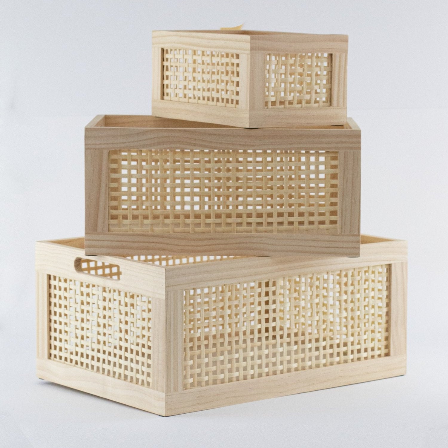 Light Bamboo Woven Basket