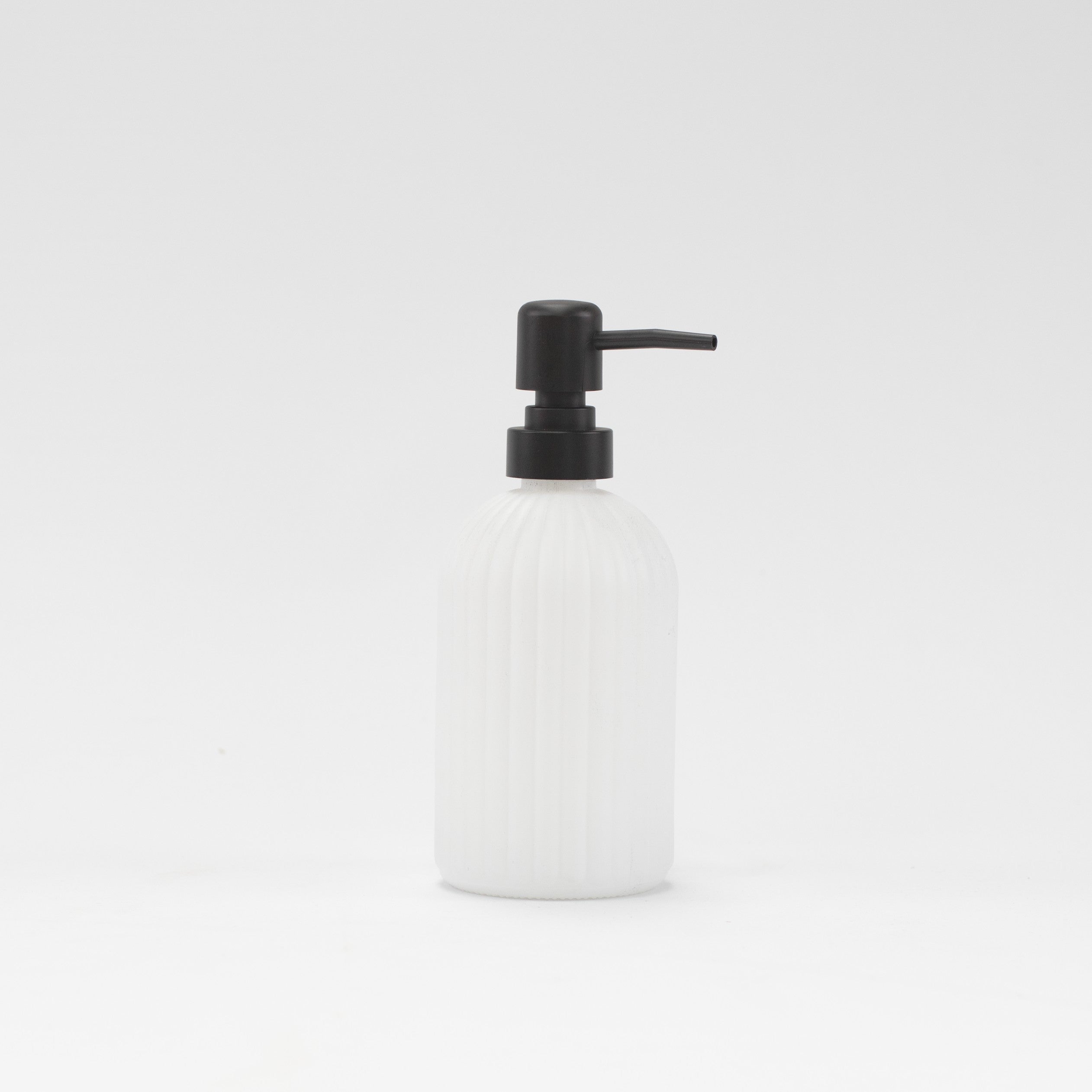 Set of 2 Ribbed Glass Matt White Soap Dispenser 500 ML & Tray - Little Crafts London